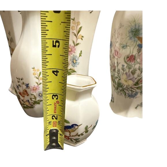 9 Pieces of Ainsley Bone China - Vases - Pembroke, Cottage Garden, Wild Tudor - Picture 11 of 16